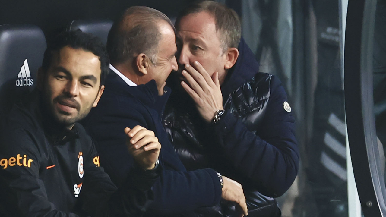 Fatih Terim ile Sergen Yalçın arasında derbi öncesi samimi görüntüler