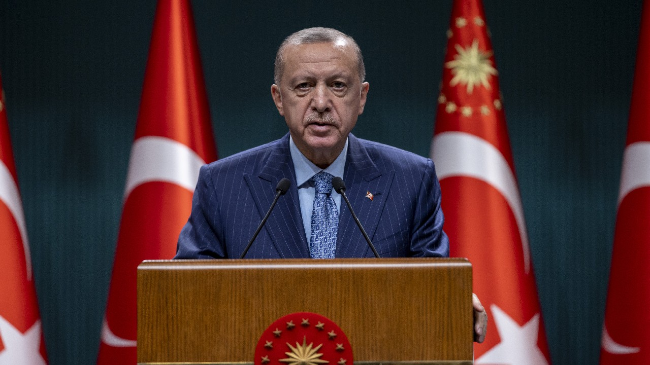 Erdoğan: Ben taarruzdayım, kitabımda geri adım atmak yok!
