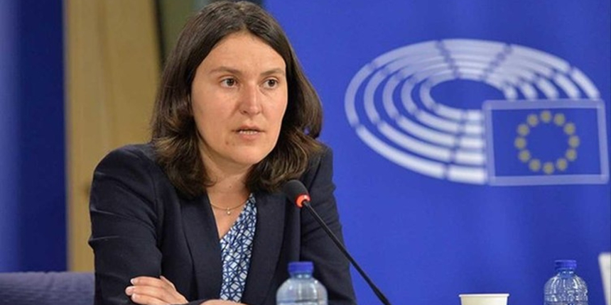 Büyükelçilerin geri adım atması Türkiye karşıtı Kati Piri'yi çok rahatsız etti