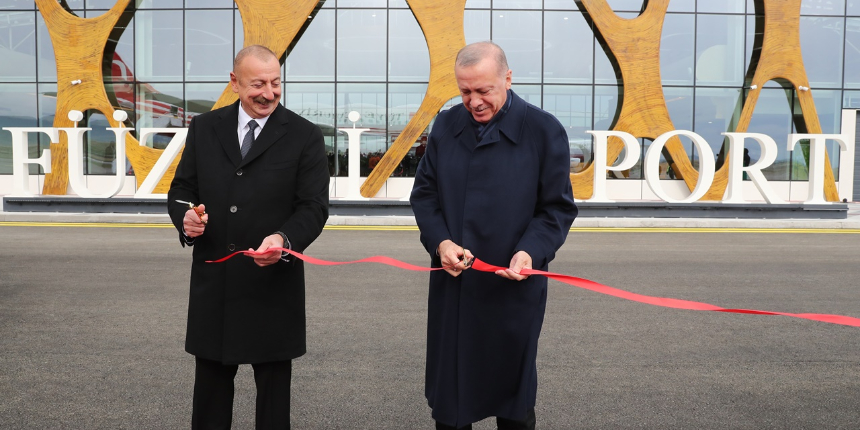Cumhurbaşkanı Erdoğan Azerbaycan'da: Fuzuli Uluslararası Havalimanı açıldı