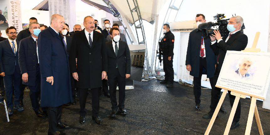 Cumhurbaşkanı Erdoğan ve Aliyev, Karabağ'daki sergide Özdemir Bayraktar'ı yad etti
