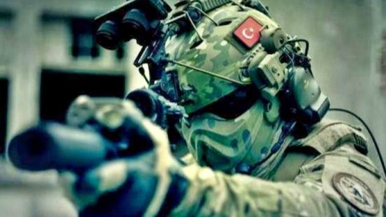 Bloomberg: Türkiye, Kobani'yi ve Menagh Hava üssünü ele geçirecek!