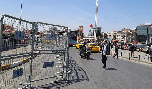 İstanbul'da bazı caddeler trafiğe kapatıldı