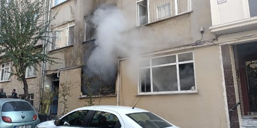 İstanbul'da yangın paniği: Eşini kurtarmak için kendi canını hiçe saydı