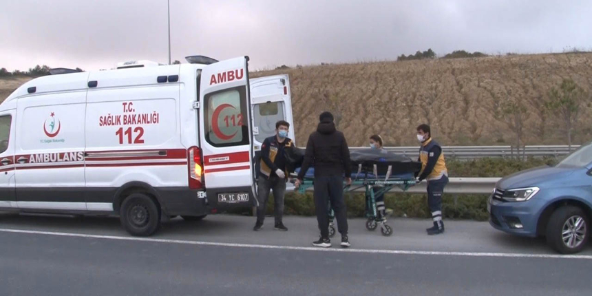 Korkunç kaza saniye saniye kameraya yansıdı! 300 kilometre hızla giderken bariyerlere çarptı