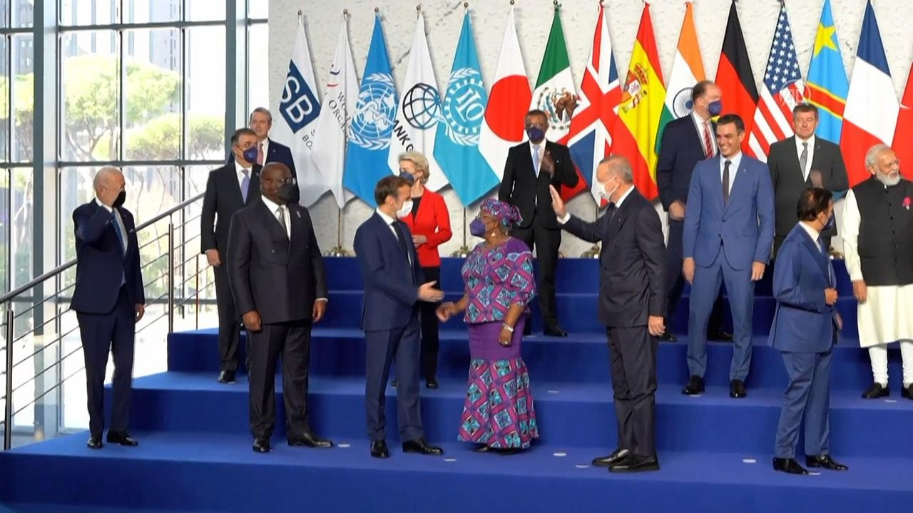 ABD Başkanı Biden "Komutanı" görünce selam durdu! G-20 Zirvesi'nde Erdoğan'a asker selamı...