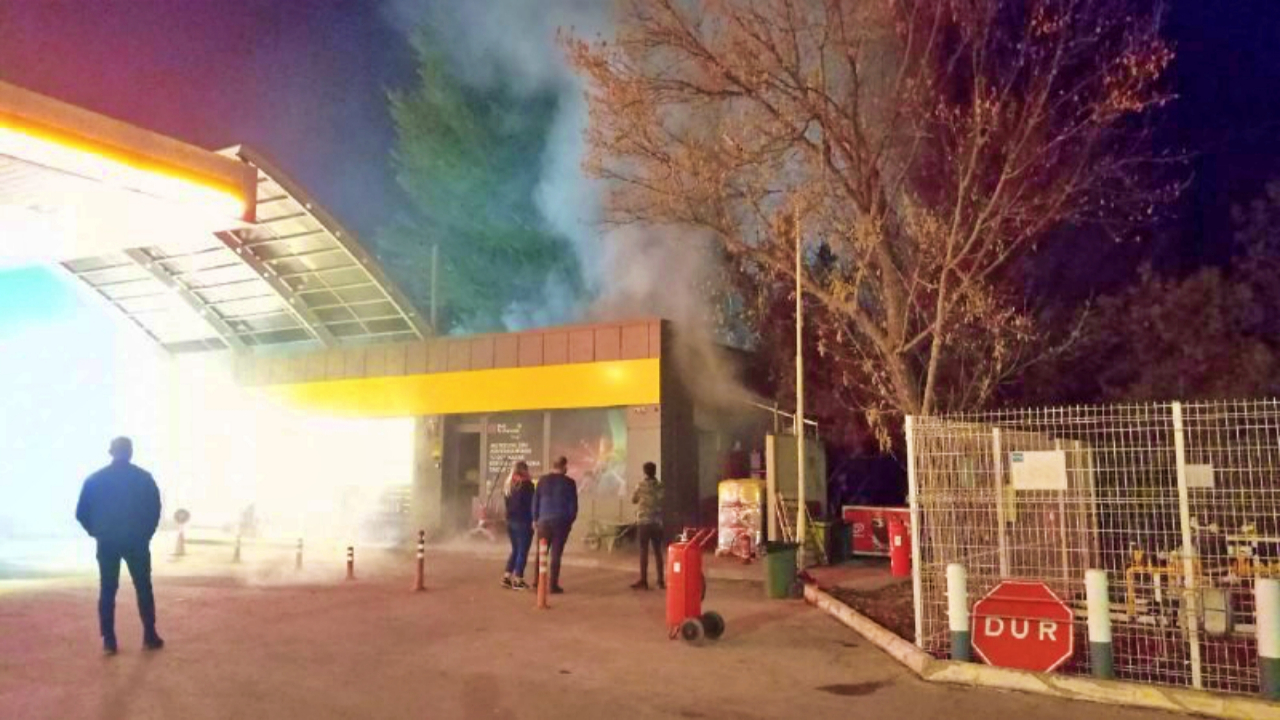 Akaryakıt istasyonunda yangın çıktı!