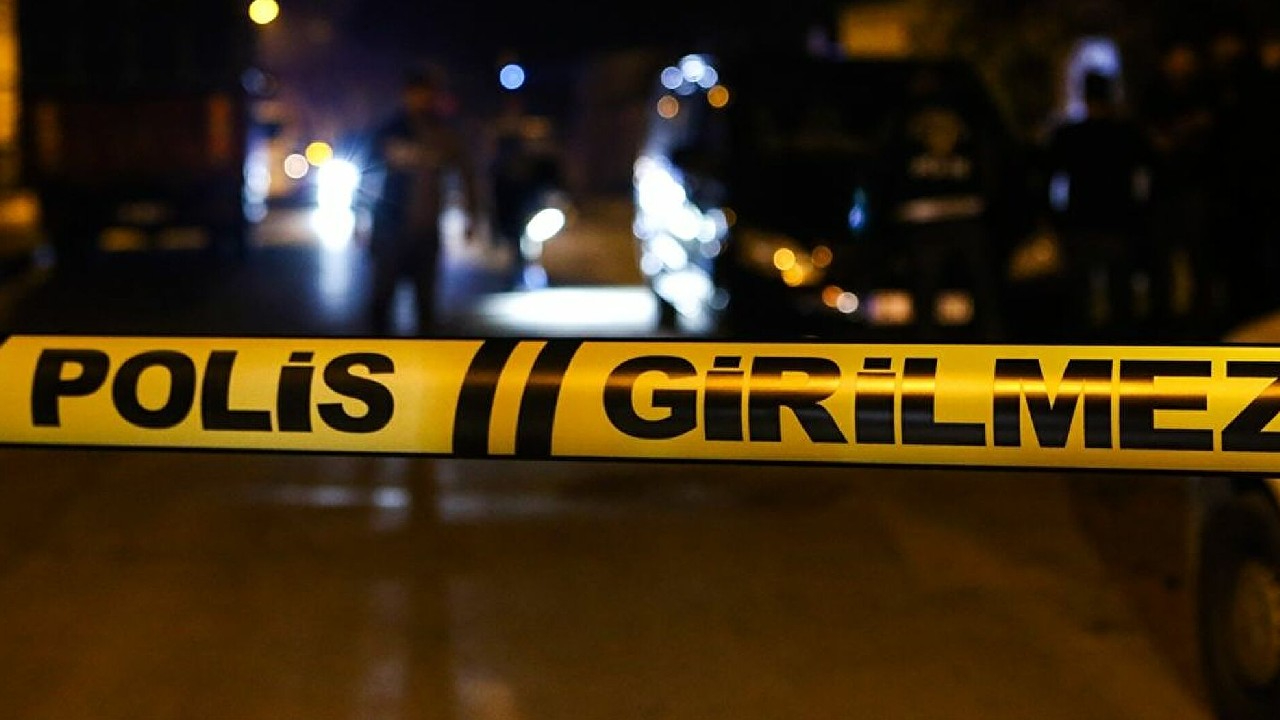 Kayınpederinin evini basıp eşini öldürdü, 3 kişiyi yaraladı