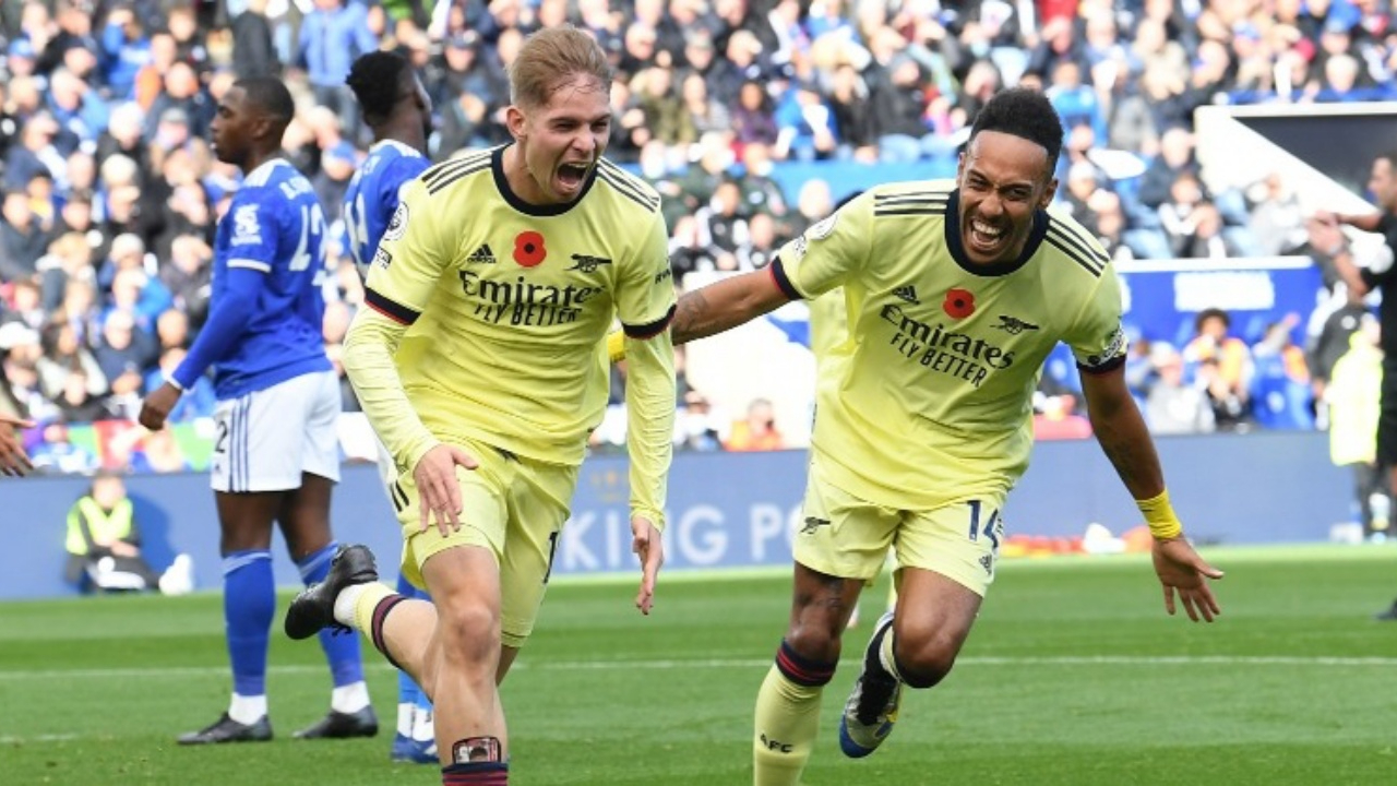 Leicester City'yi deplasmanda 2-0 mağlup eden Arsenal'in bileği 7 maçtır bükülmüyor