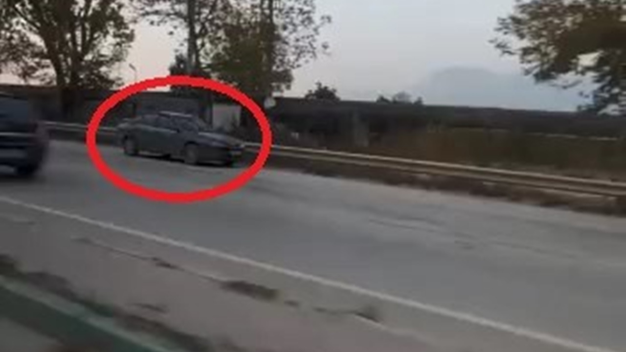 Şehirlerarası yolda kazaya davetiye! Duyarsız sürücü ters yönden böyle gitti...