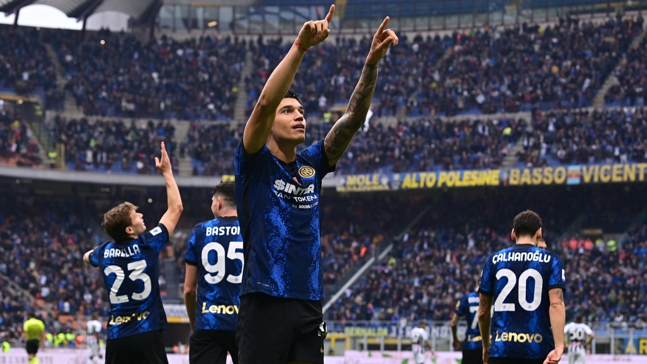Jaoquin Correa sahnede... Udinese'yi 2-0'la geçen İnter, Milano derbisi öncesi moral depoladı