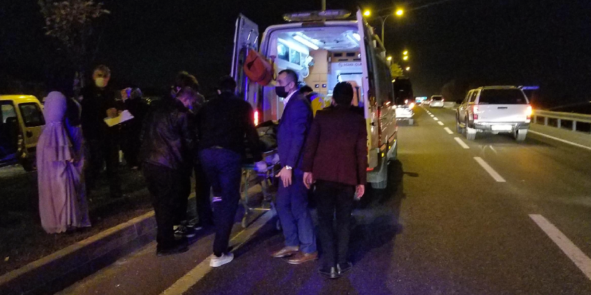 Düğün konvoyunda 5 araç birbirine girdi