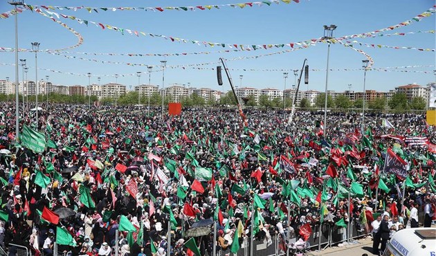 Diyarbakır'da vatandaşlar Kutlu Doğum Etkinliği'ne akın etti