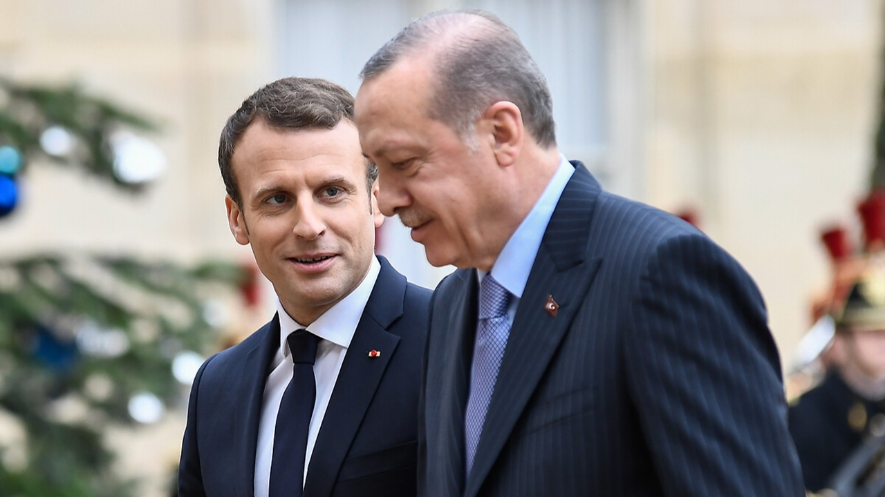 Erdoğan'dan Macron'a: Bak seni aldatıyorlar, bunların parası falan yok