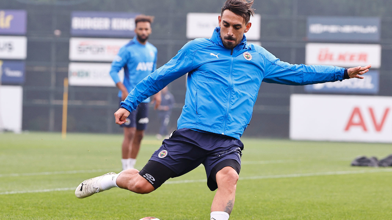Fenerbahçe'de sakatlığını atlatan İrfan Can Kahveci Antwerp maçıyla ilk 11'e dönüyor