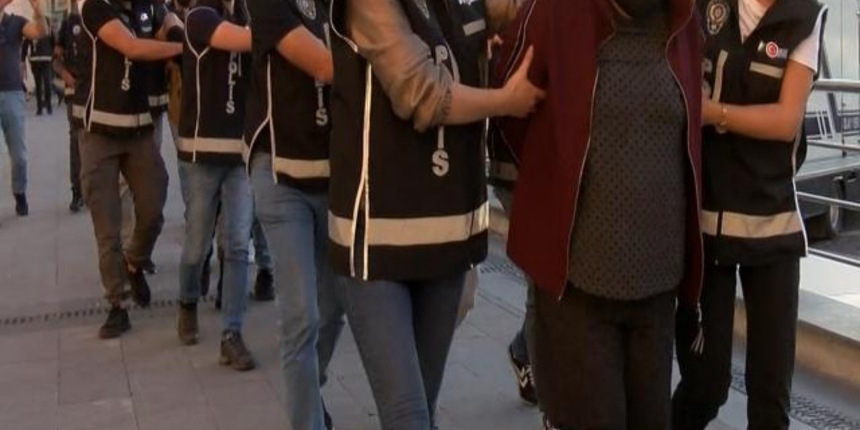 25 ilde dev operasyon: 2013 yılında sınav sorularını dağıtan 56 FETÖ/PDY üyesine gözaltı!
