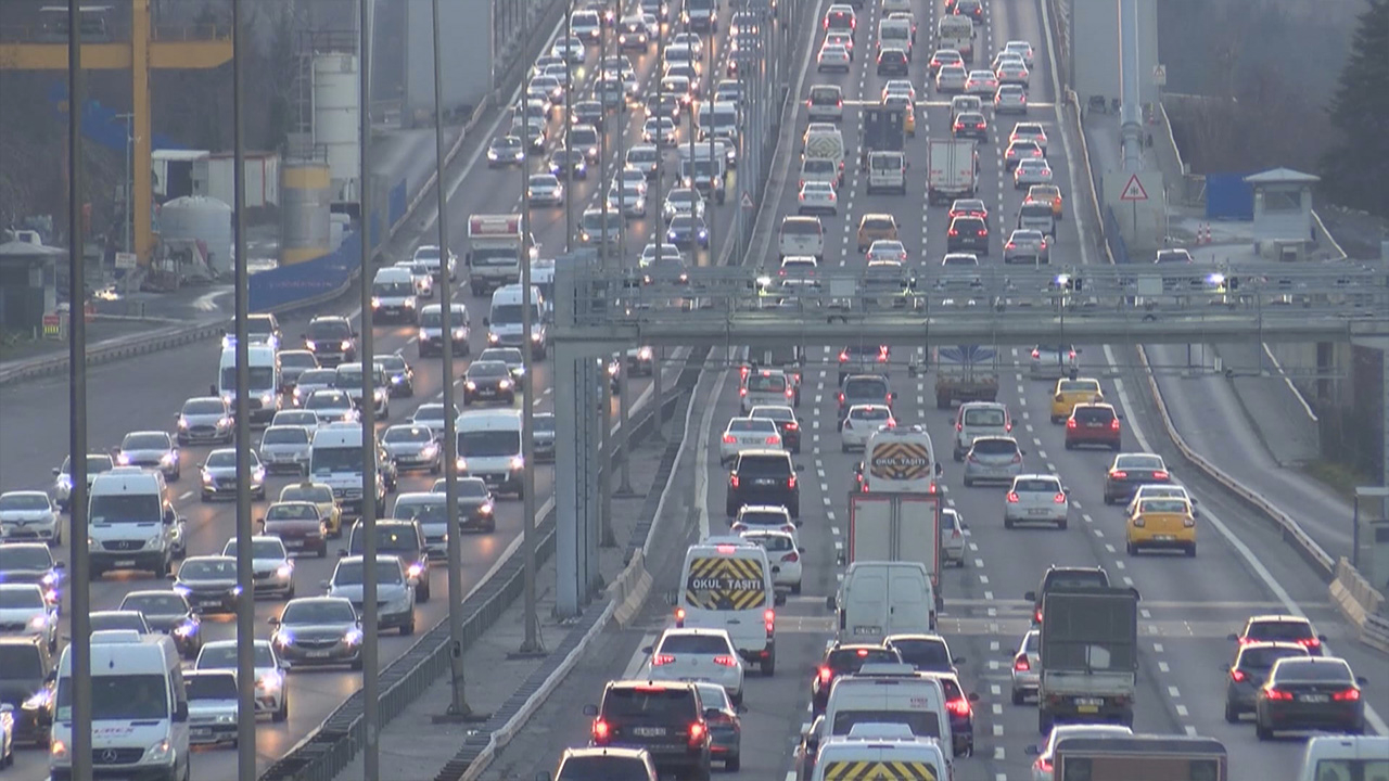 İstanbul'da trafikle birlikte artan tehlike: 4 ilçede yaşayanlar için uyarı