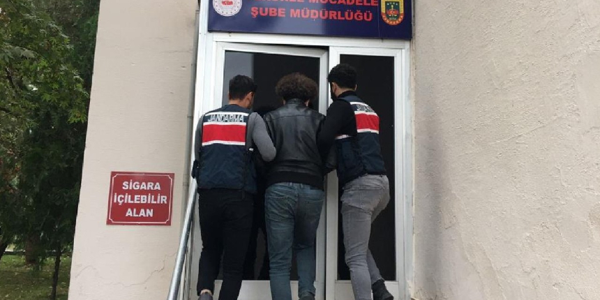HDP milletvekilinin danışmanı gözaltına alındı!