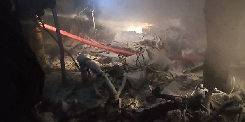 Radardan kaybolan kargo uçağı düştü, 7 kişi yanarak öldü