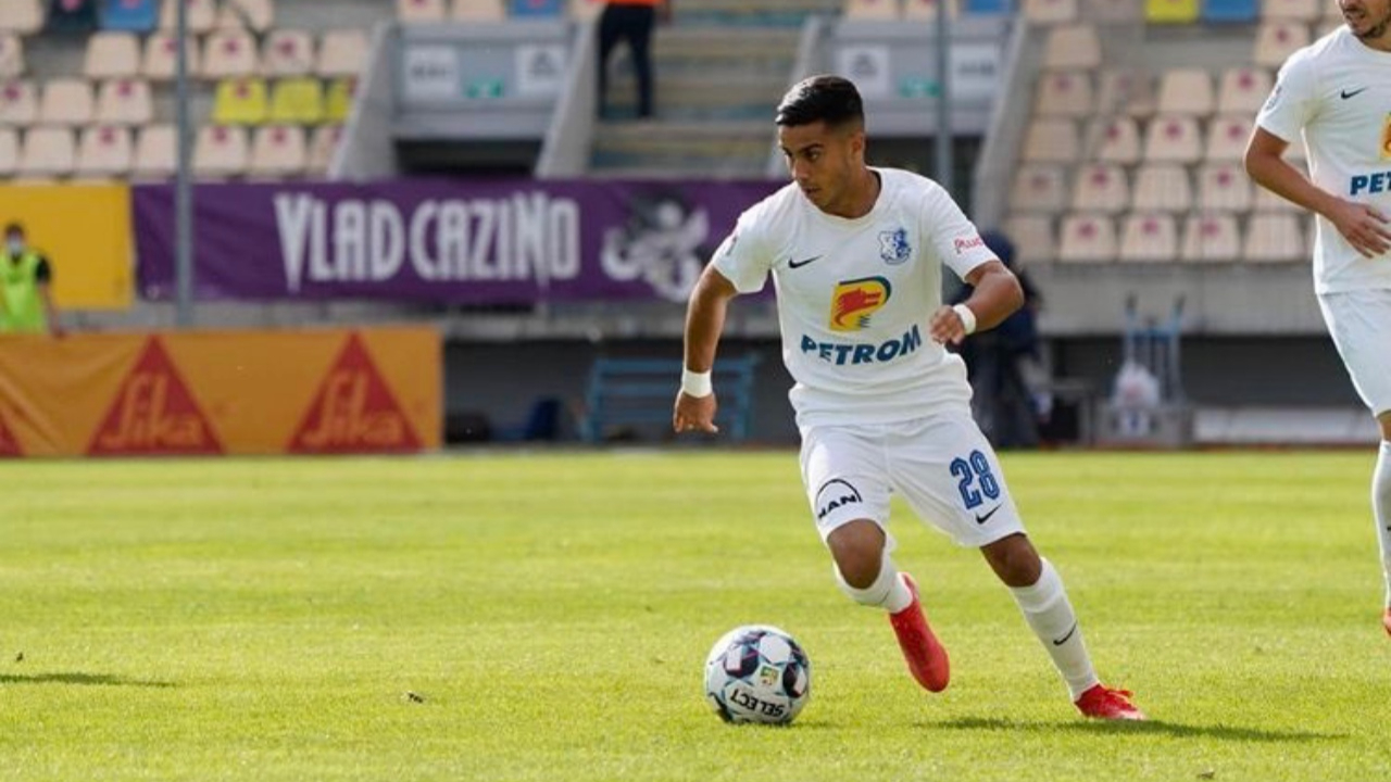 Hagi'nin prensi Enes Sali daha 15 yaşında Romanya A Milli Takımı'nın formasını giyecek...