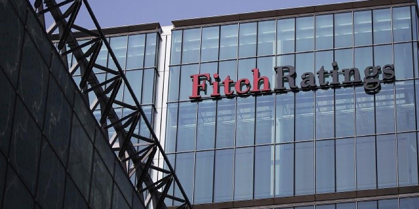 Fitch, Türkiye'nin kredi notunu indirdi