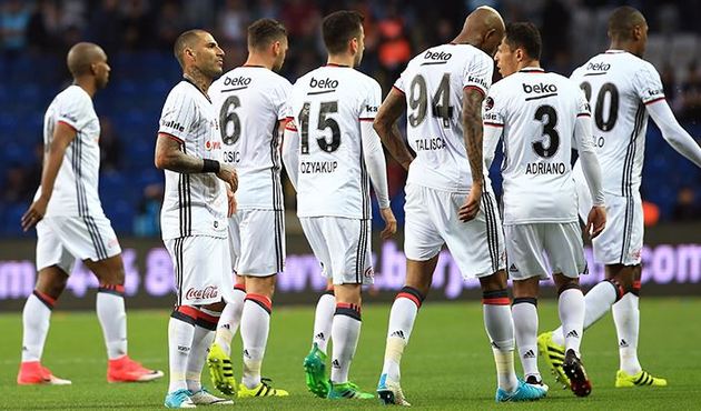 Beşiktaş'ta şampiyonluk hesapları karıştı