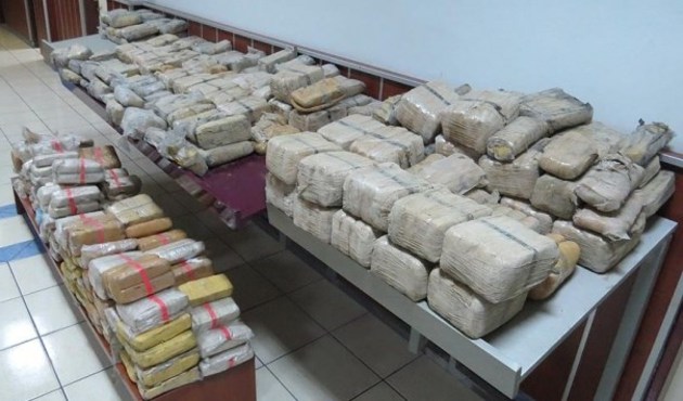 Sınır kapısında 775 kilo eroin ele geçirildi