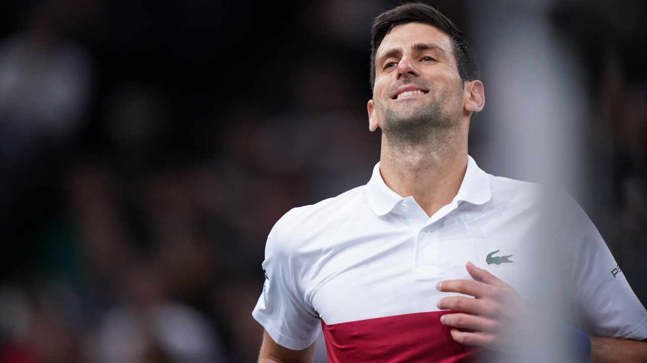 Novak Djokovic, Paris Masters finalinde Medvedev'i yenerek 37. zaferine ulaştı