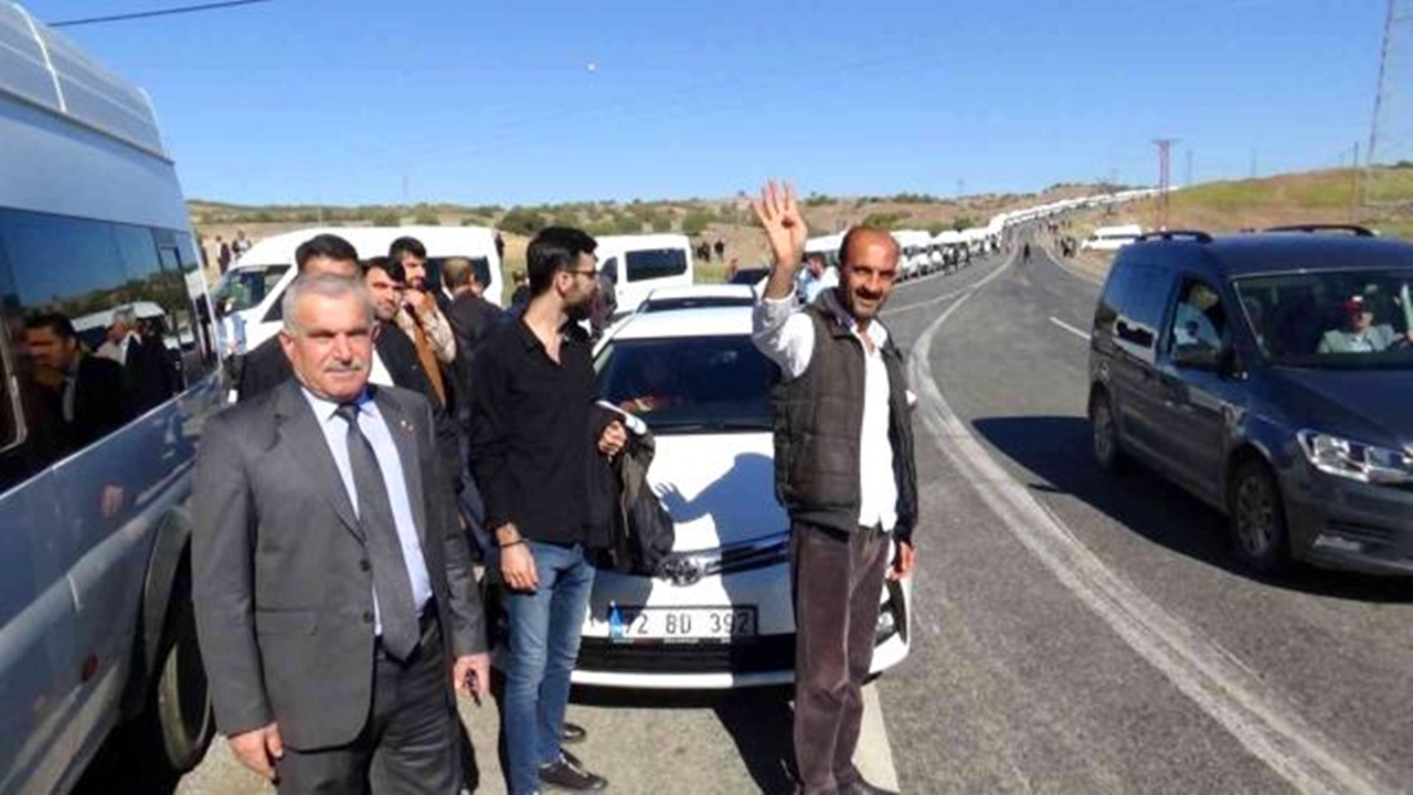 Sason'da 500 araçlık konvoy, Cumhurbaşkanı Erdoğan'ı bekliyor