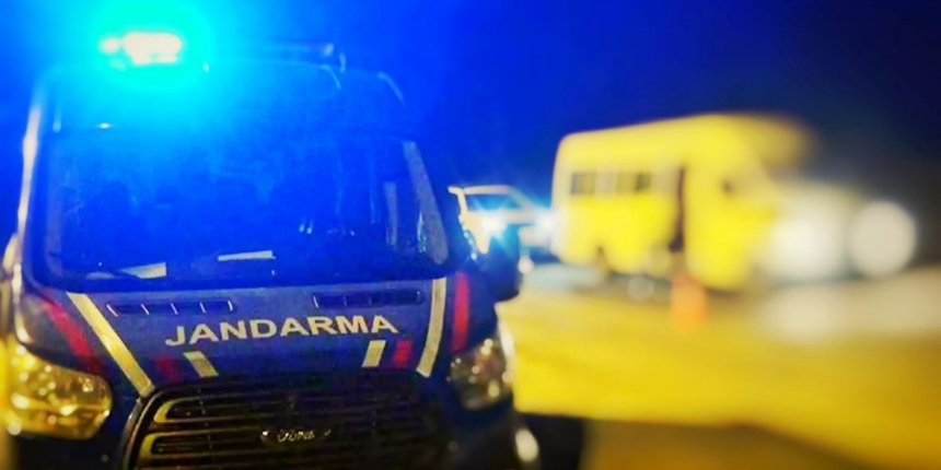 Bartın'da uyuşturucu operasyonu: Evden çıkmayan şey kalmadı!