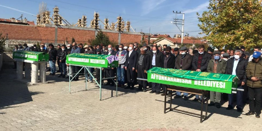 Eski kayınpeder katliam yapmıştı! Aile üyeleri yan yana toprağa verildi