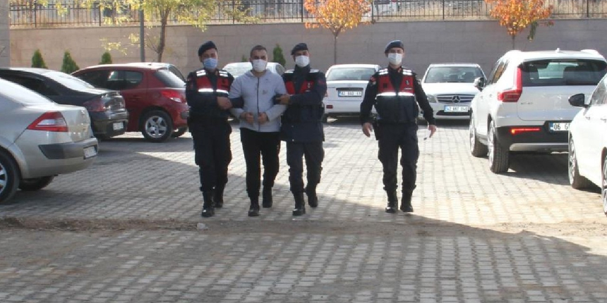 İşine son verilmesinin sebebi gördüğü kişiyi öldürdü, “Ekmek davası” dedi