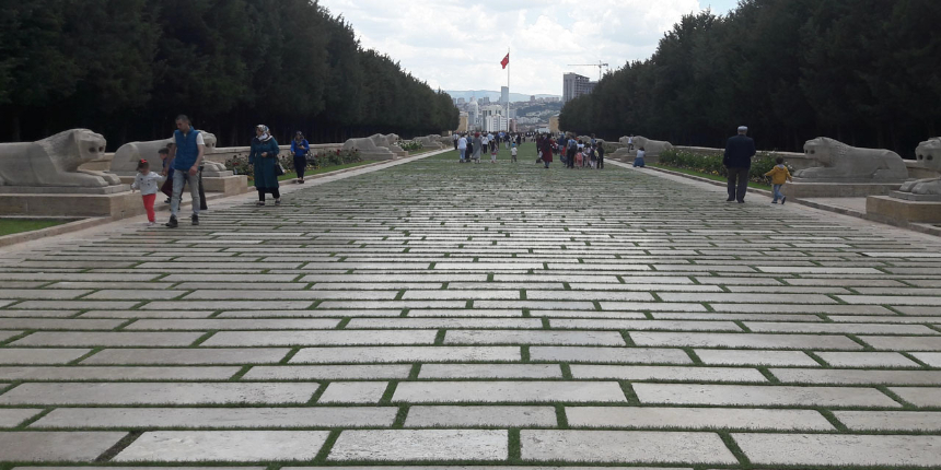 İşte Anıtkabir'deki Aslanlı Yol'un ilginç özelliği...