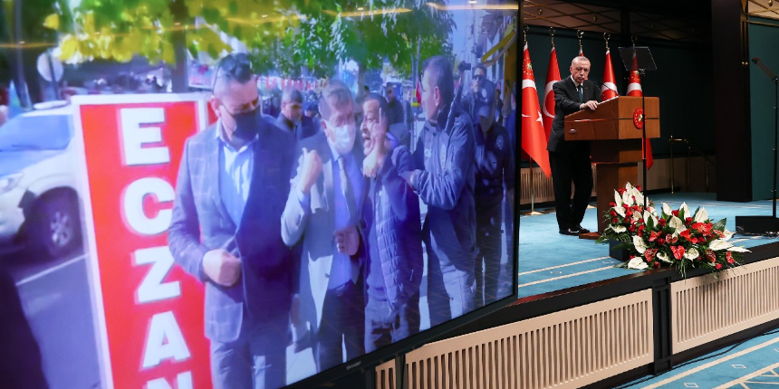 Cumhurbaşkanı Erdoğan'dan şehit yakınına küfreden Lütfü Türkkan'a sert tepki: Neresinden tutarsanız alçaklık
