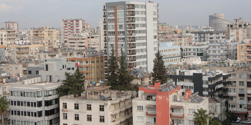 Kiraya yüzde 100 zam isteyen ev sahipleri kiracılara mobbing uyguluyor