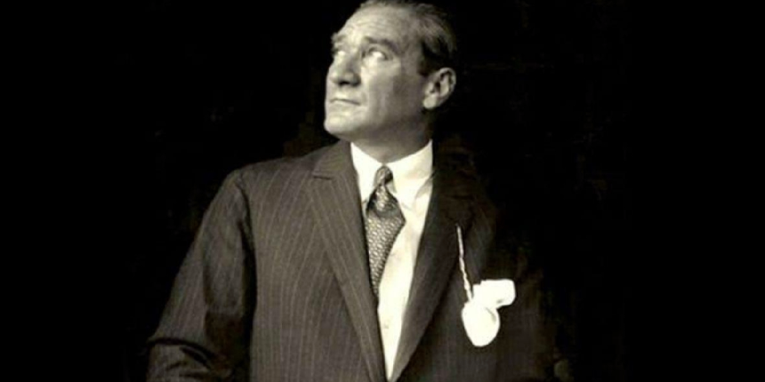 Vefatının 83. yıl dönümünde Ulu Önder Atatürk'ü sevgi ve özlemle anıyoruz