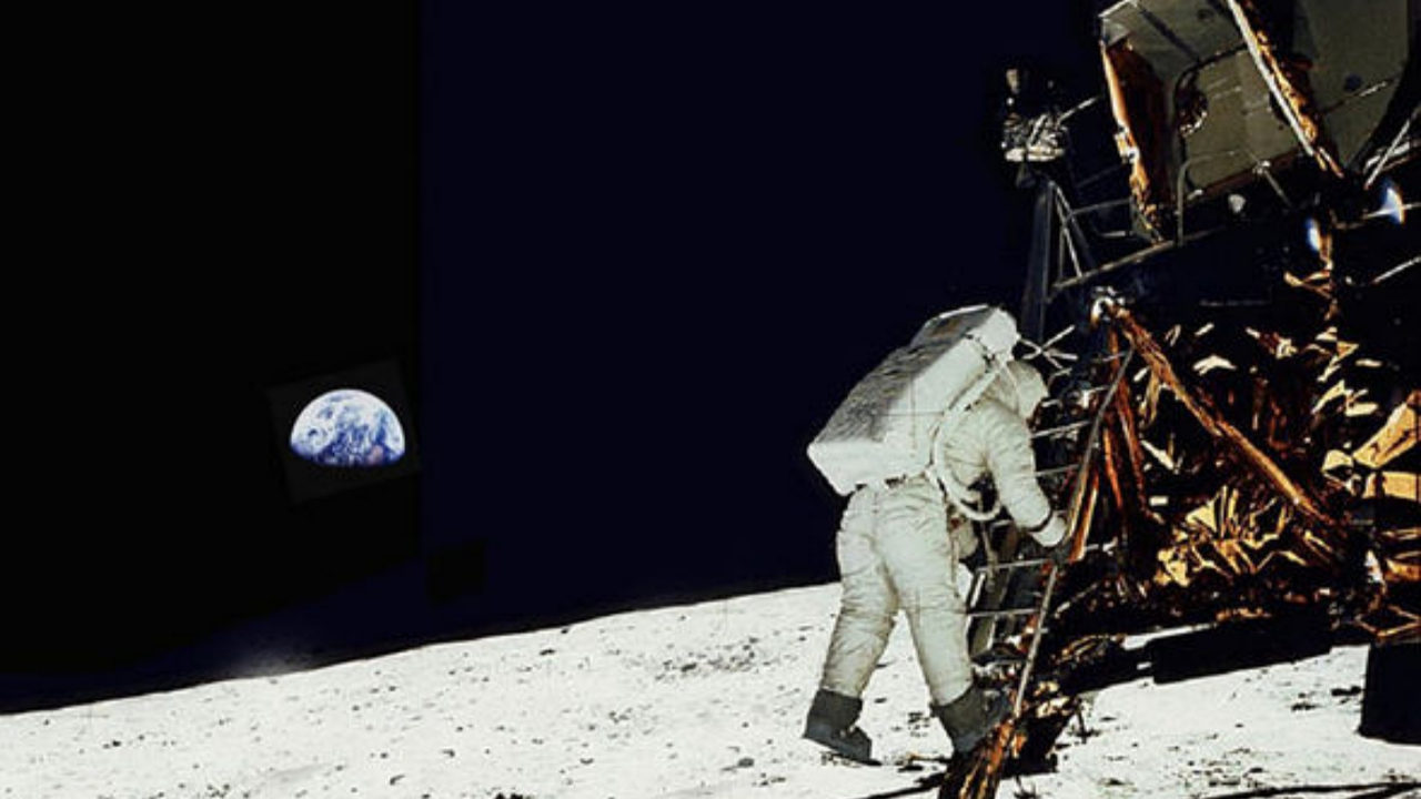 NASA, 2025'e kadar Ay'a insan göndermeyecek