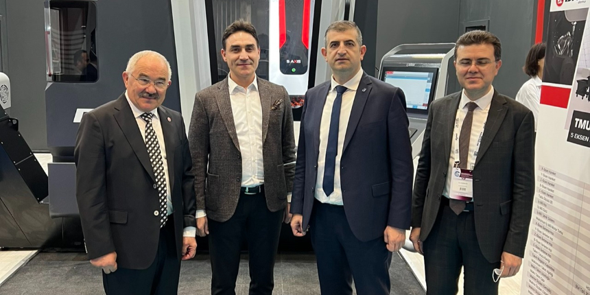 Haluk Bayraktar'dan SAHA EXPO'da "Özdemir Bayraktar" paylaşımı