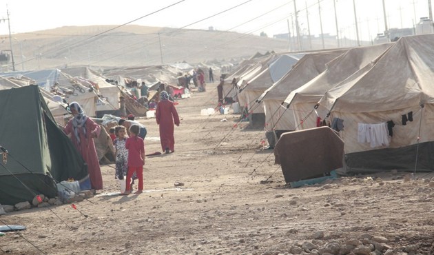 DEAŞ mülteci kampına saldırdı: En az 30 ölü
