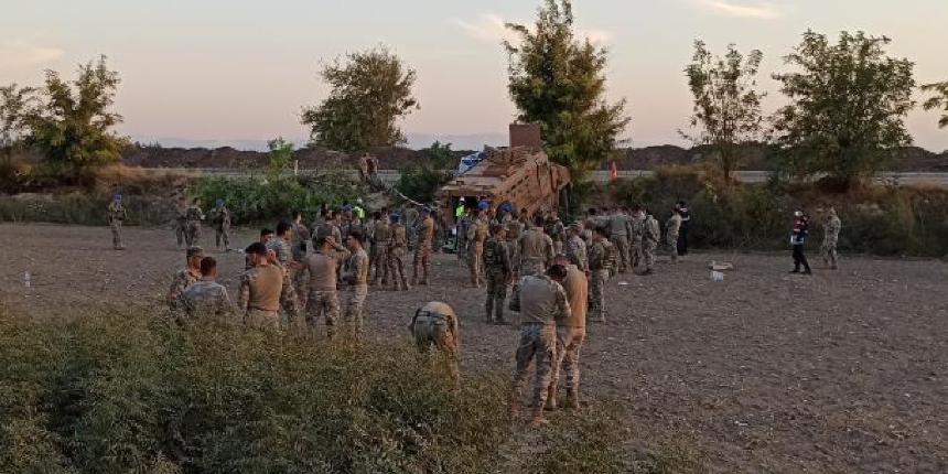Hatay'da askeri araç devrildi: 7 yaralı