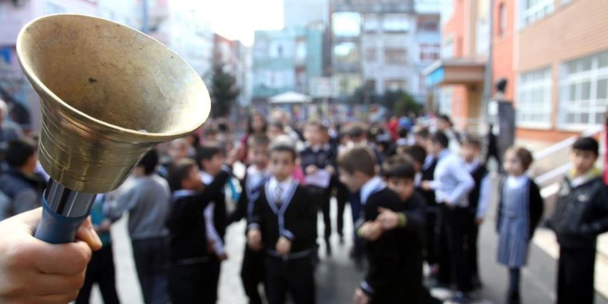 Okullarda son ders zili bugün çalacak