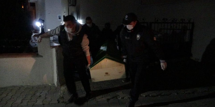 Tekirdağ’da korkunç olay: Anne ve babasını öldürüp intihar etti