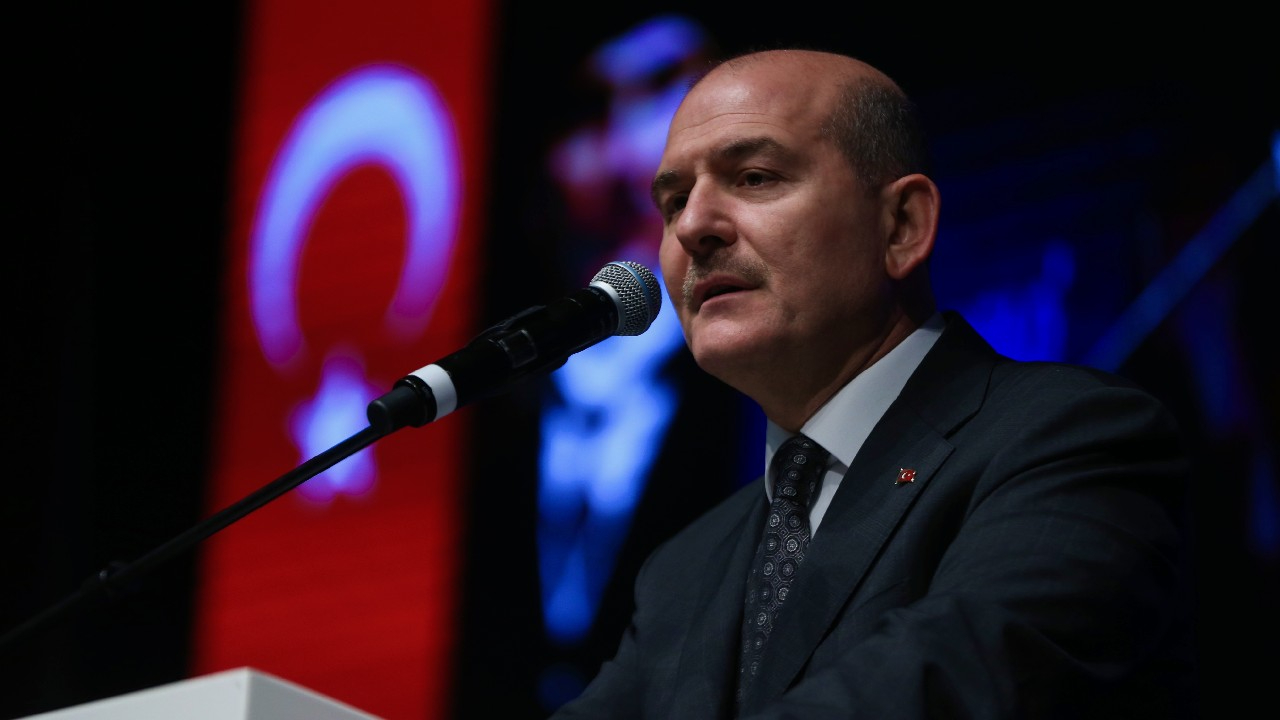 Bakan Soylu'dan Kılıçdaroğlu'na tepki: Şehit ailesine küfür edenlere yüreğin yetiyorsa hesap sor!