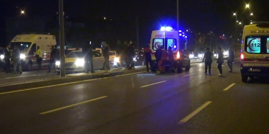 Düğündeki kavgada otomobili kalabalığın üzerine sürdü: 6 yaralı