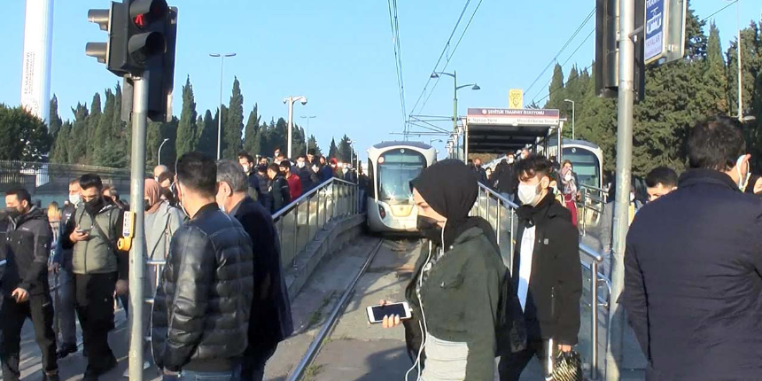 İBB'nin tramvay çalışması vatandaşları isyan ettirdi