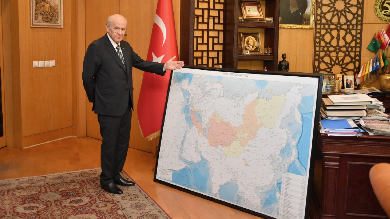 Bahçeli'den Cumhurbaşkanı Erdoğan'a tebrik!
