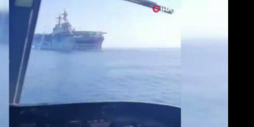 İran helikopteri, ABD savaş gemisinin 20 metre yakınından geçti!