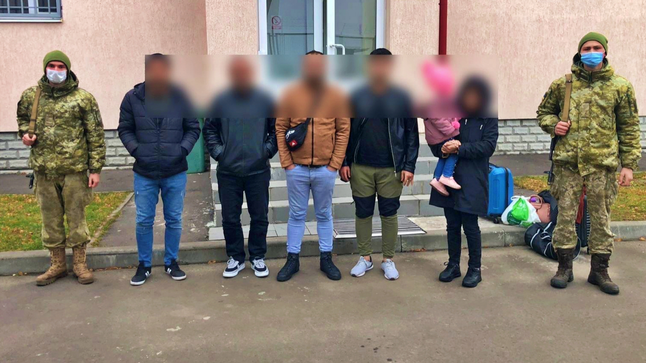 Ukrayna sınırında 6 Türk gözaltına alındı: 'Blogger'ız' iddiası!