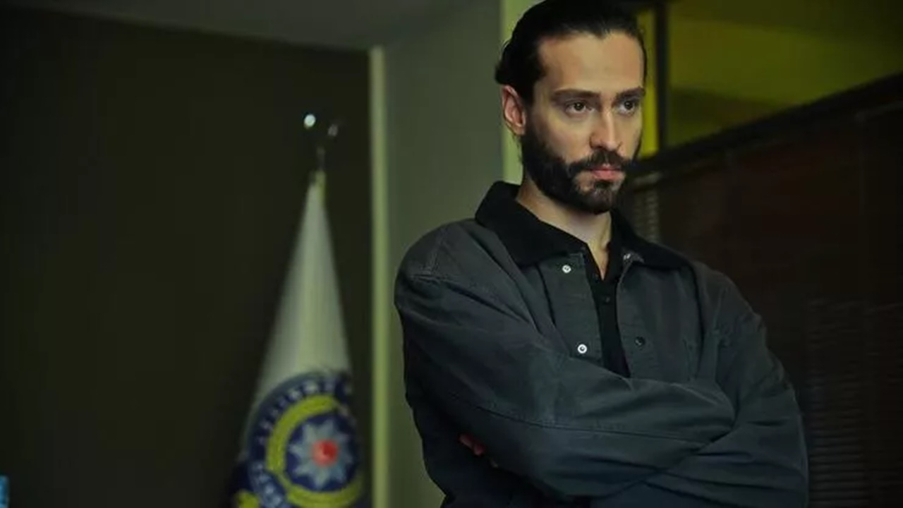 Üç Kuruş'un Efe'si Ekin Koç'un kardeşi ortaya çıktı! Yakışıklılıkta abisini solladı!