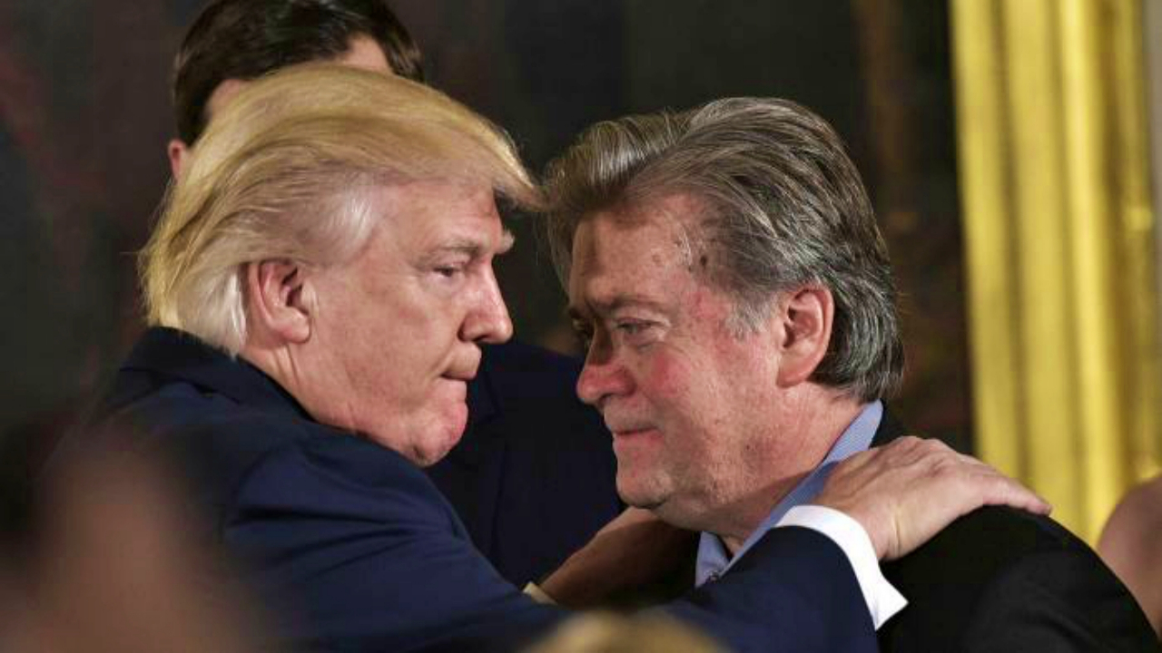 FBI'a teslim olan eski ABD Başkanı Trump'ın danışmanı serbest bırakıldı